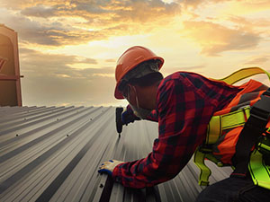 Metal Roof Maintenance1